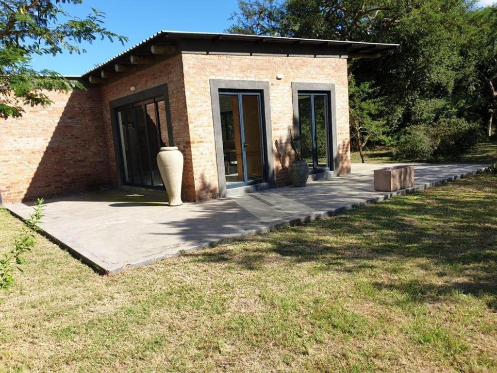 Crocodile Sands River Lodge Mbombela Exterior foto